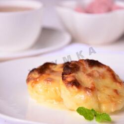 Рецепт Сырников с кокосовой стружкой и сгущенным молоком