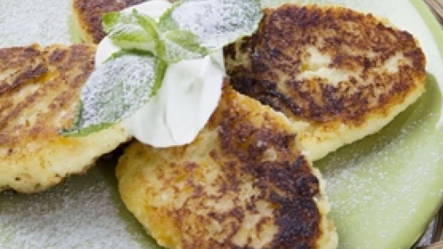 Рецепт сырников с курагой