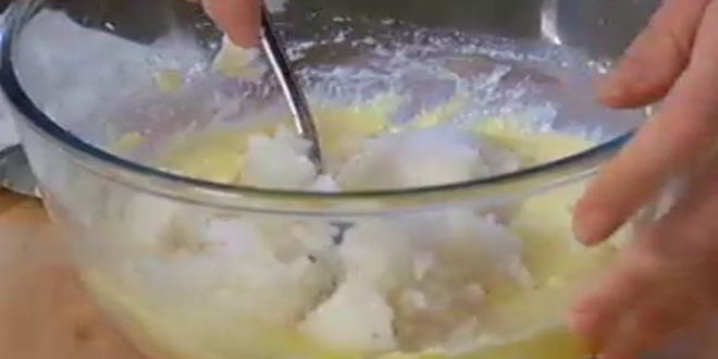 Рецепт сырников с рисом и изюмом