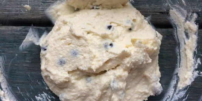 Рецепт сырников с шоколадом и манговым соусом