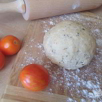 Тесто для пиццы с творогом