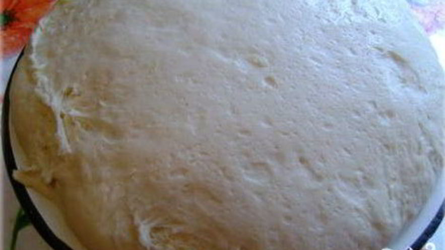 Рецепт теста на кефире с дрожжами