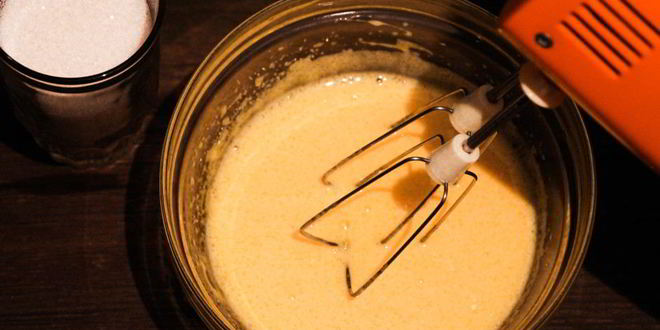 Рецепт бисквита с яблоками