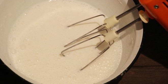 Рецепт бисквита с яблоками