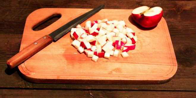 Рецепт бисквита с яблоками