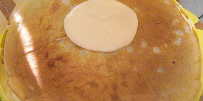 Рецепт блинного торта на белковых блинах