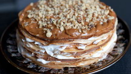 Рецепт Блинного торта со сгущенкой