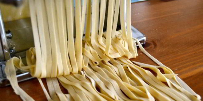 Рецепт итальянского торта из тальятелле с креветками