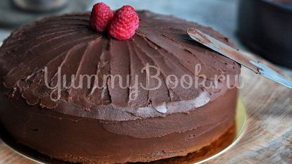 Рецепт Шоколадного торта с малиной