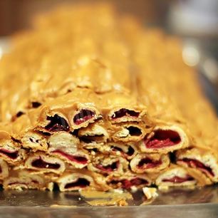 Рецепт Торта монастырская изба с сгущенкой