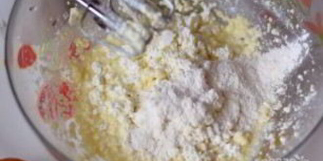 Рецепт творожного торта с фруктами в мультиварке