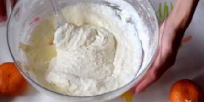 Рецепт творожного торта с фруктами в мультиварке