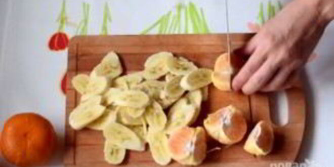 Рецепт творожного торта с фруктами в мультиварке