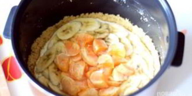 Рецепт творожного торта с фруктами в мультиварке