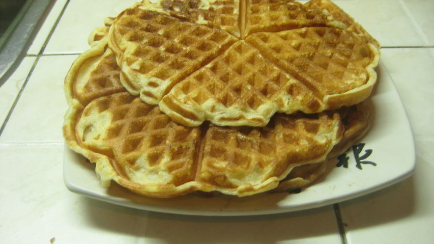 Рецепт мягких несладких вафель на кефире