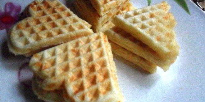 Рецепт сметанных вафель с сыром
