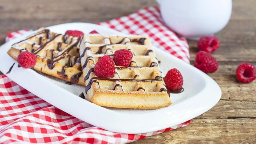 Рецепт вафель на кефире с цельнозерновой мукой