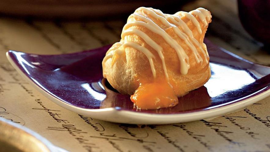 Рецепт имбирных профитролей с манго