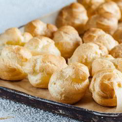 Рецепт Профитролей с заварным кремом