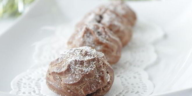 Рецепт шоколадных профитролей с маскарпоне