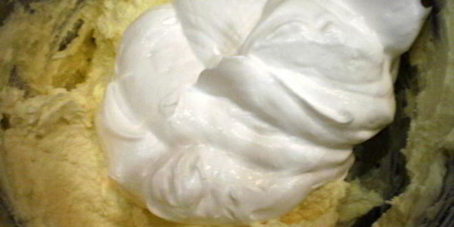 Рецепт торта с профитролями и хурмой