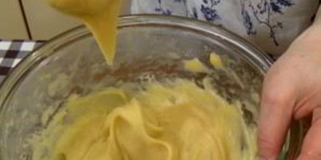 Рецепт эклеров с шоколадной помадкой и масляным кремом