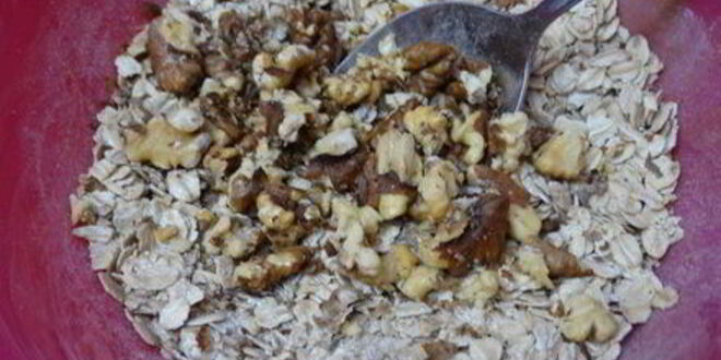 Рецепт фруктовой запеканки с гранолой и кокосовым молоком