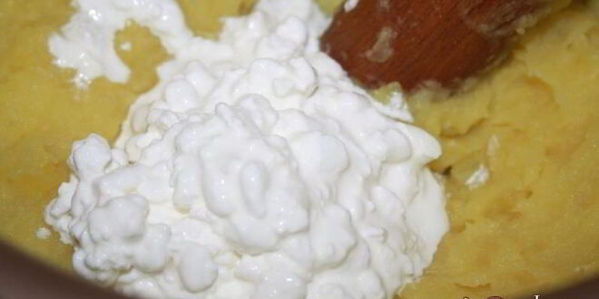 Рецепт картофельной запеканки с говяжьим фаршем, пекинской капустой, кабачками и сыром сулугуни