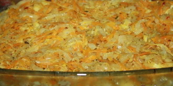 Рецепт картофельной запеканки с говяжьим фаршем, пекинской капустой, кабачками и сыром сулугуни