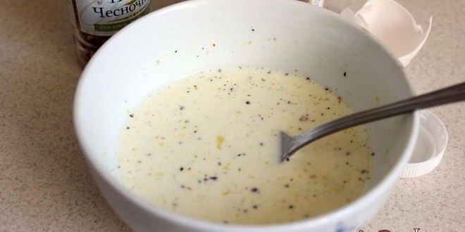 Рецепт картофельной запеканки с сосисками и зеленым горошком