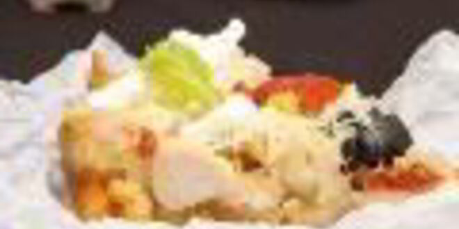 Рецепт куриной запеканки с сыром и чесночными гренками из мультиварки