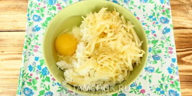 Рецепт творожной запеканки с яблоком в микроволновке