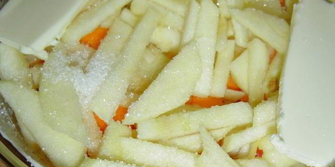 Рецепт тыквенно-яблочной запеканка с ореховой посыпкой и зернами граната