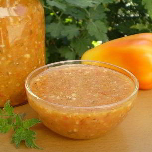 Рецепт Аджики домашней острой