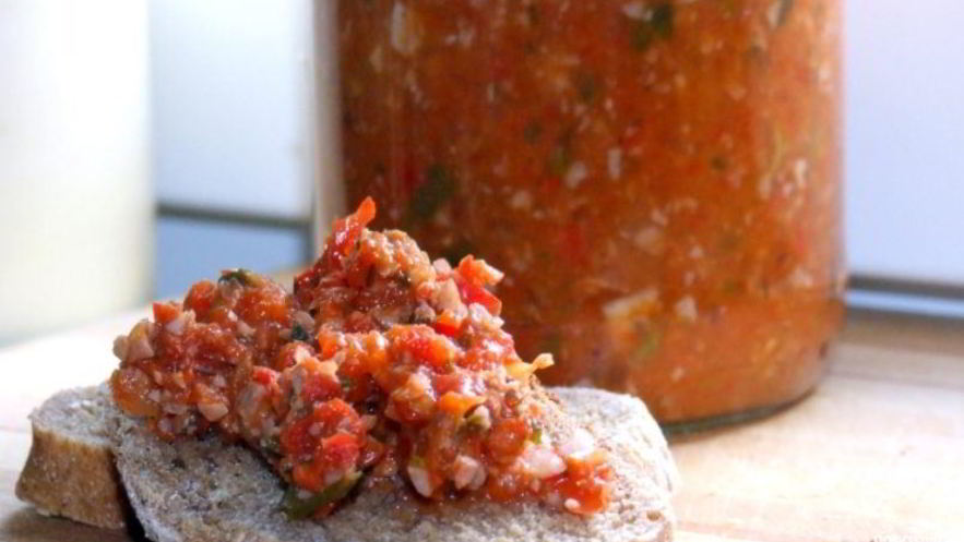 Рецепт аджики с грецкими орехами