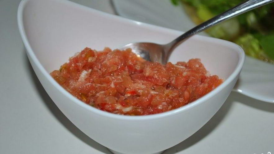 Рецепт аджики с хреном без варки