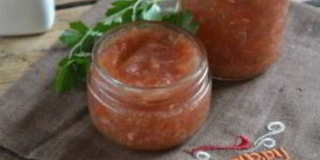 Рецепт аджики с хреном сырая