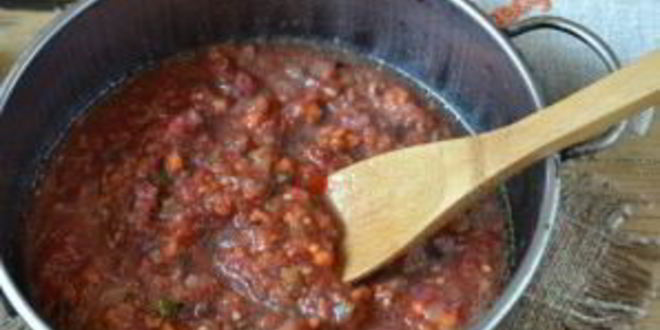Рецепт аджики с морковью и помидорами