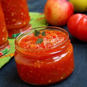Рецепт Аджики с яблоками помидорами и перцем