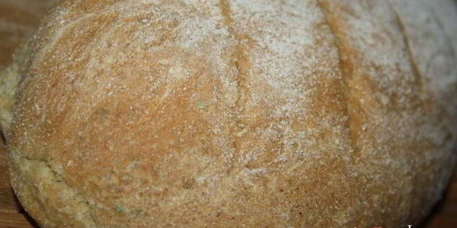 Рецепт ароматного хлеба с цельнозерновой мукой и сухой кавказской аджикой ночного брожения