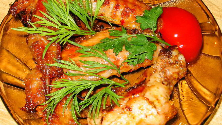 Рецепт куриных крылышек в аджике