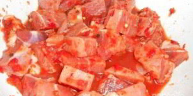 Рецепт свинины, тушенной с аджикой