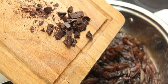 Рецепт лукового джема с шоколадом