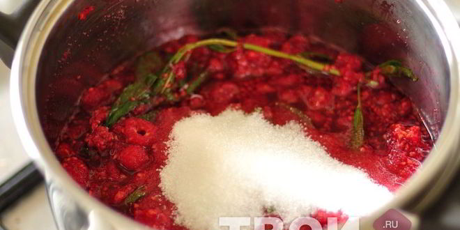 Рецепт малинового джема с мятой