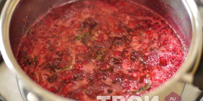 Рецепт малинового джема с мятой