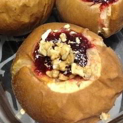 Рецепт Запеченных яблок с орехами и джемом