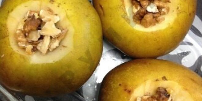 Рецепт запеченных яблок с орехами и джемом