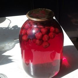 Рецепт Компота из клубники на зиму