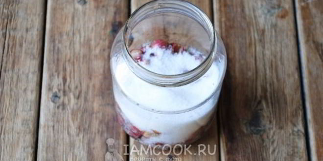 Рецепт компота из вишни и крыжовника