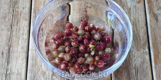 Рецепт компота из вишни и крыжовника